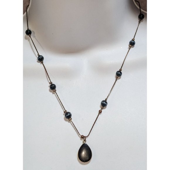 Black Beaded Pendant Necklace - Picture 2 of 4